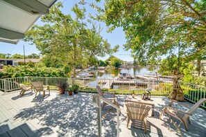 Interior - Waterfront Lakeport Vacation Rental w/ Boat Dock! (Lakeport)