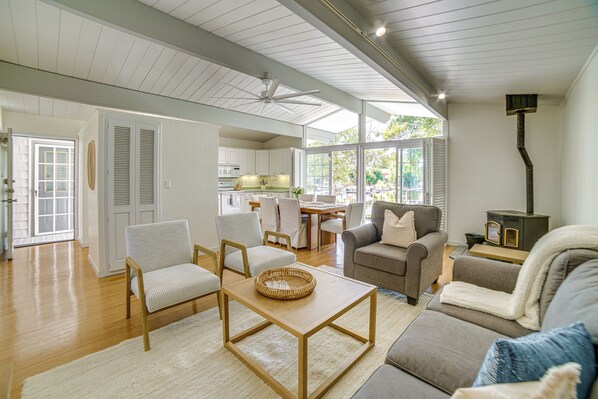 Interior - Waterfront Lakeport Vacation Rental w/ Boat Dock! (Lakeport)