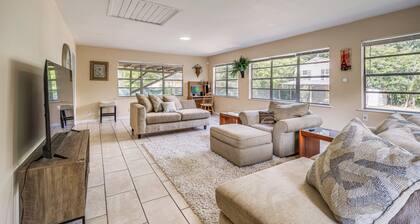 1 Mi to Robins Afb: Family-friendly Home!