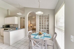 Nhà (3 Bedrooms) | Nội thất
