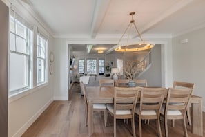 Dining - New* Seabrook's Sunset Boulevard: Oceanfront! (Pacific Beach)