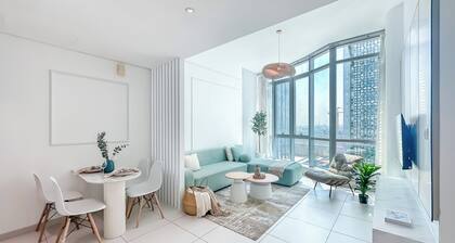 Amazing Roof Top Pool in Nice 1 BHK Flat
