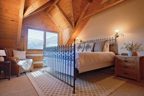 3 bedrooms, iron/ironing board, travel crib, WiFi