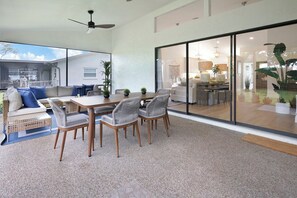 Outdoor dining