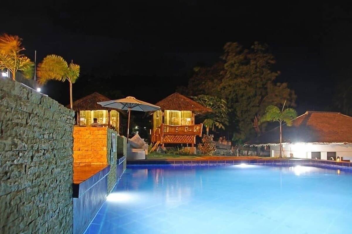 Deluxe Room, Beach View
