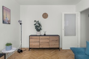 Leilighet, 1 soverom, balkong | Oppholdsrom