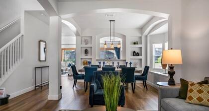 Lovely 7 Bed Pool Home With Game Room-8510phd 7 Bedroom Home by RedAwning