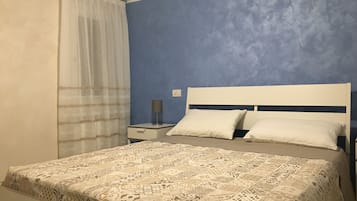 1 chambre, fer et planche Ă repasser, Wi-Fi, draps fournis