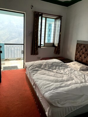 Doppia Deluxe, vista città | Wi-Fi gratuito, lenzuola