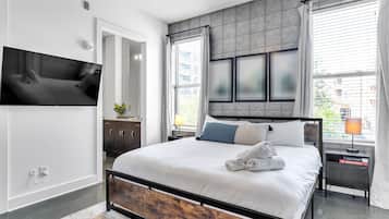 Kondominium, 1 Tempat Tidur King dengan tempat tidur Sofa, dapur (Music Row Retreat) | Pemandangan dari kamar