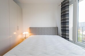 1 quarto, ferros/tábuas de passar roupa, Wi-Fi, roupa de cama