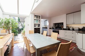 Apartment (2 Bedrooms) | Living area - Afghan Road by Onefinestay (London)