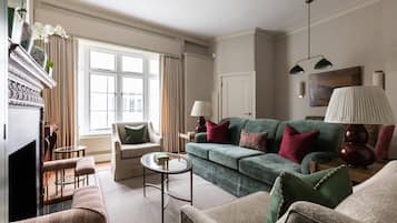 Apartment (2 Bedrooms) | Wohnbereich