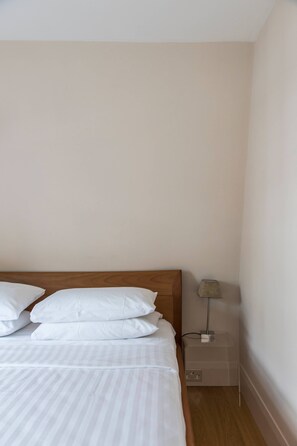 Apartment (3 Bedrooms)