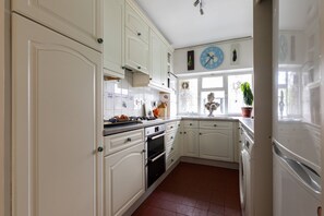公寓 (3 Bedrooms) | 私人廚房 | 微波爐、焗爐、洗碗機、電熱水壺