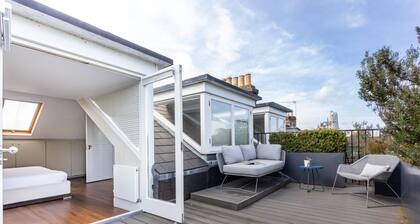 Bassett Road XII by Onefinestay