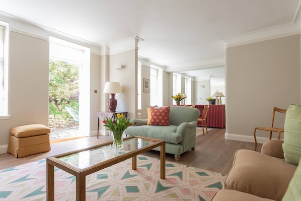 Apart Daire (2 Bedrooms) | Oturma alanı