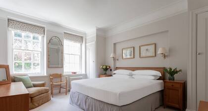 Drayton Gardens VI by Onefinestay