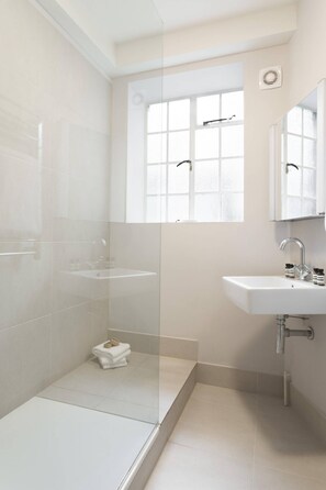 Appartement (2 Bedrooms) | Badkamer | Handdoeken