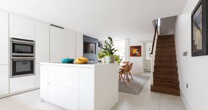 Gladstone Street by Onefinestay