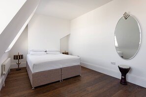 Apartment (3 Bedrooms) - Fulham Road X by Onefinestay (London)