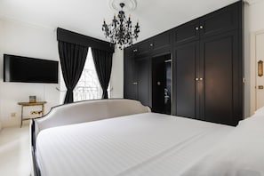 Apartment (3 Bedrooms) | 3 bedrooms, bed sheets - Fitzjames-avenue IV by Onefinestay (London)