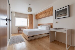 Apartment (2 Bedrooms) | 2 bedrooms, bed sheets - Hardwick Street III by Onefinestay (London)