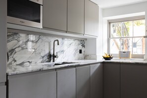 Apartment (3 Bedrooms) | Eigene Küche