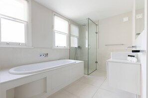 Apartment (3 Bedrooms) | Bathroom | Towels - Masbro Road II by Onefinestay (London)