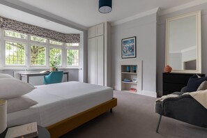 公寓 (5 Bedrooms) | 5 多间卧室、床单