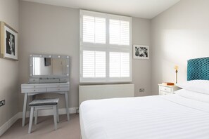Apartment (2 Bedrooms) | 2 Schlafzimmer, Bügeleisen/Bügelbrett, Bettwäsche