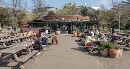 Oakley Street VII by Onefinestay