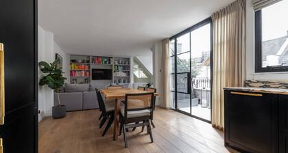 Princes Gate Mews III by Onefinestay