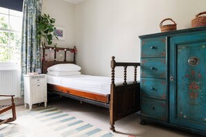 Apartment (4 Bedrooms) | 4 Schlafzimmer, Bügeleisen/Bügelbrett, Bettwäsche