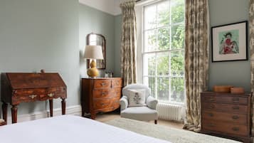 公寓 (4 Bedrooms) | 4 間睡房、熨斗/熨衫板、床單