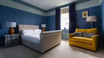 Apartment (3 Bedrooms) | 3 bedrooms, iron/ironing board, bed sheets