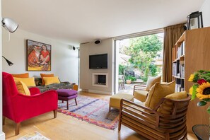 Apartamento (2 Bedrooms) | Zona de estar