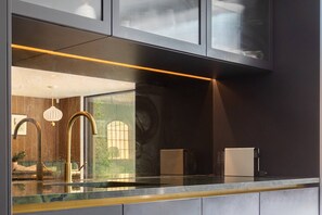 Private kitchen - Westbourne Park Road XVI by Onefinestay (London)