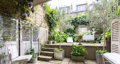 Tetcott Road by Onefinestay