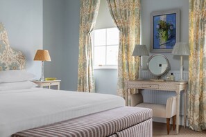 Apartment (2 Bedrooms) | 2 bedrooms, bed sheets - Chester Row IV by Onefinestay (London)