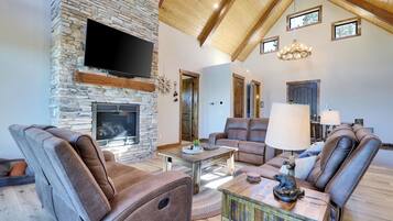 Smart TV, fireplace, foosball, table tennis