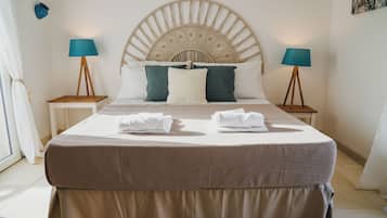 Luksus-værelse - balkon - delvis havudsigt | Individuelt design, individuel indretning, lydisolering, gratis Wi-Fi