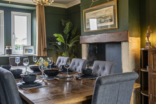 Gorgeous Rural 4 Bed Farm Cottage - With Hot Tub