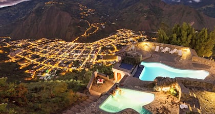 Luna Volcán, Adventure SPA - formerly Luna Runtún