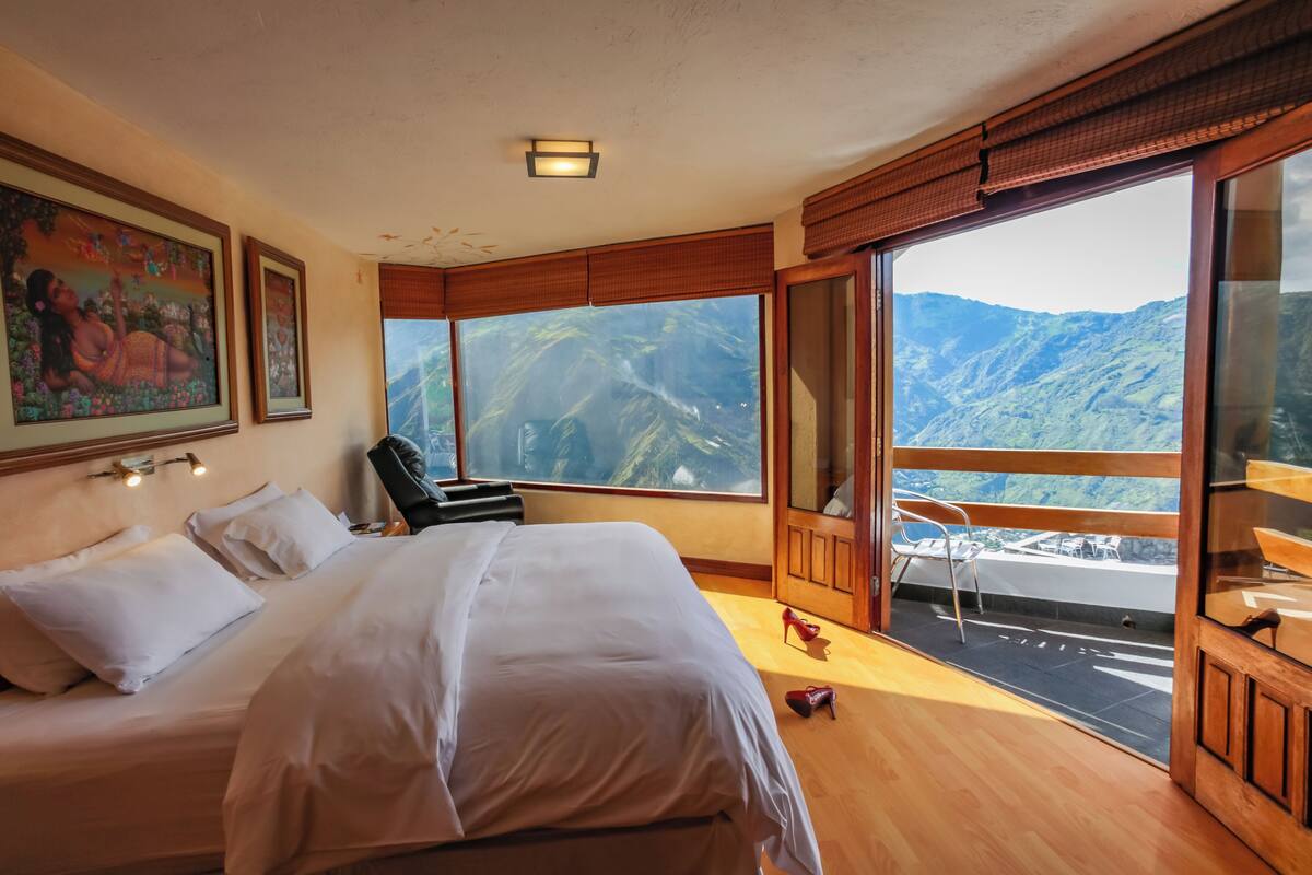 Premium bedding, down duvets, pillow-top beds, in-room safe