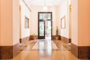 Interior - Spacious Apartment Near Vatican and Rome's Historic Center (Roma)