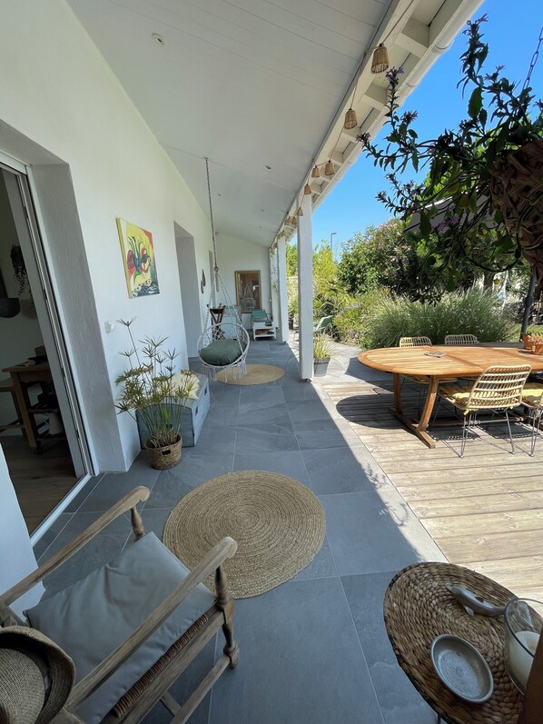 Outdoor dining - Maison de Charme Familiale à la Teste de Buch (La Teste-de-Buch)