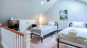 2 bedrooms, iron/ironing board, free WiFi, bed sheets