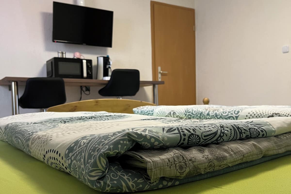 Standard Apartment, Patio | Free WiFi