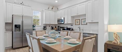 House, Multiple Beds, Patio, Garden View (Once Upon A Lime) | Private kitchen